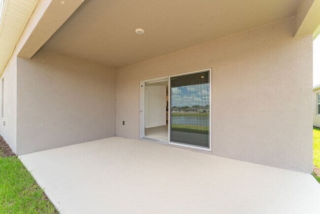Building Photo - Almost New 4/3.5 Home with Waterview and 2...