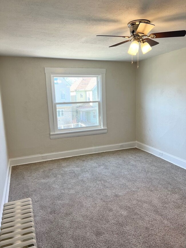 Building Photo - 3010 Zephyr Ave