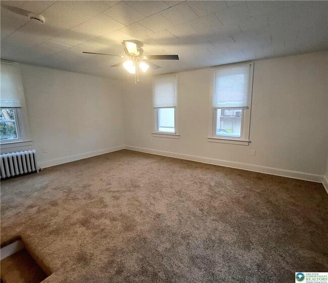 Building Photo - 817 Seneca St