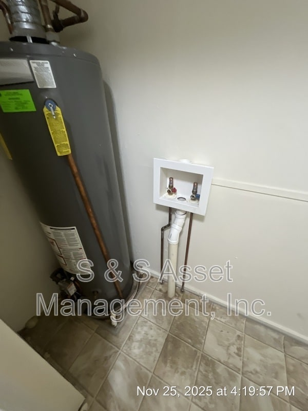 Building Photo - 6338 Rosedale Rd