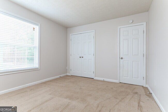 Building Photo - 8930 Capri St