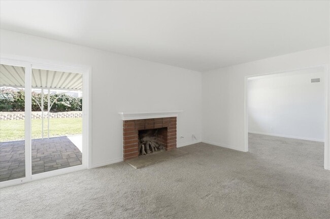 Building Photo - 2986 Calle Quebracho