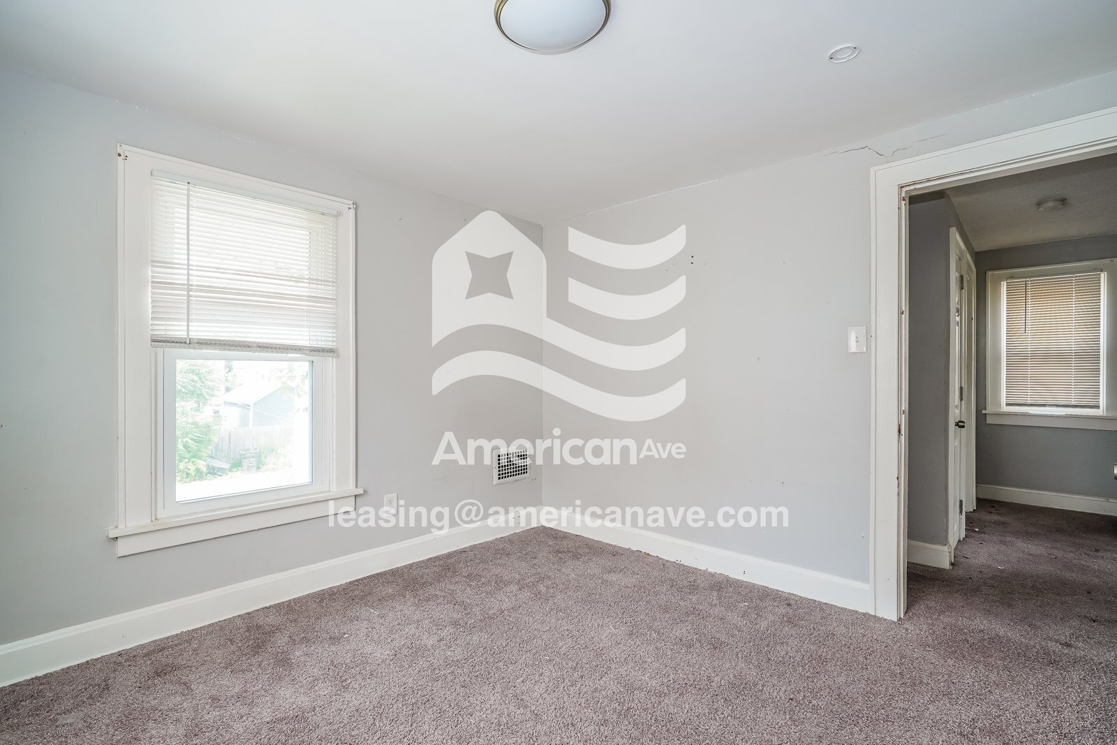 Building Photo - 1178 E 21st Ave