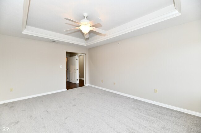 Building Photo - 8555 One W Dr