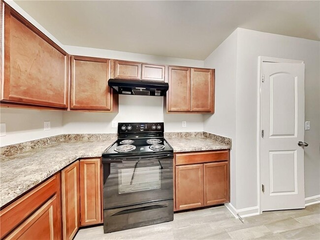 Building Photo - 2565 Piering Dr