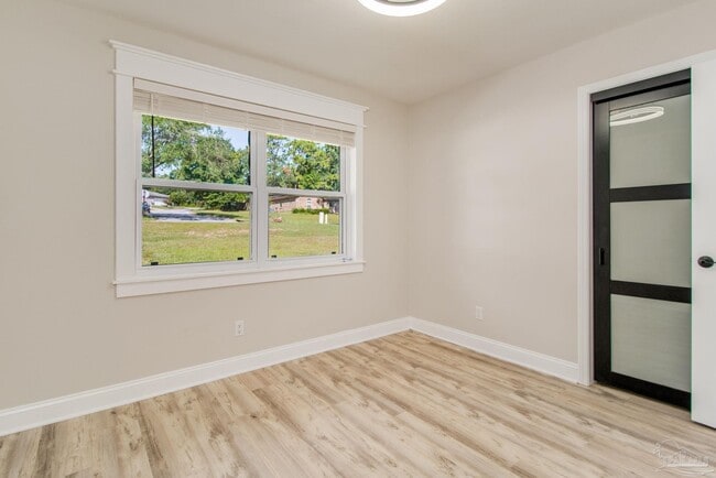 Building Photo - 5894 W Shore Dr