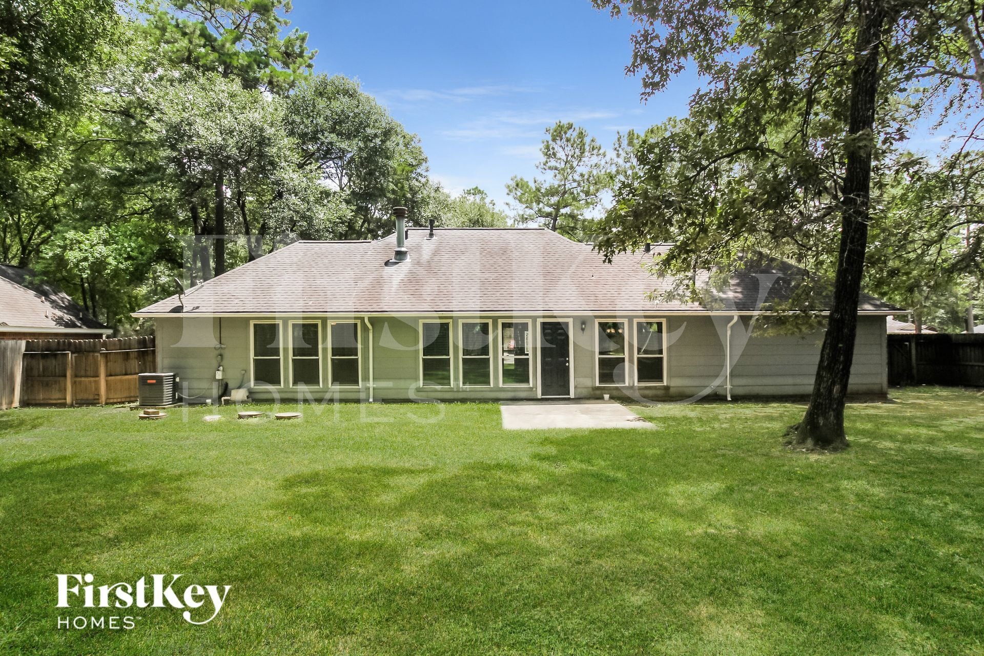 Building Photo - 503 Mesquite Dr