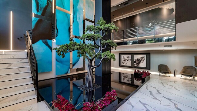 Building Photo - 425-475 E Atlantic Blvd