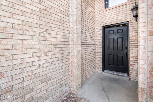 Building Photo - 918 Bellacumbre Dr