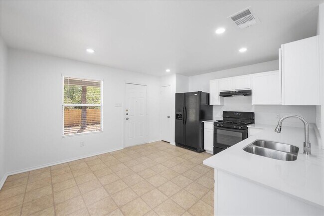 Building Photo - 3514 Banda Ln