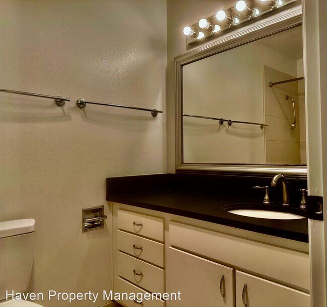 Building Photo - 1 br, 1 bath House - 2929 76th Ave SE #407