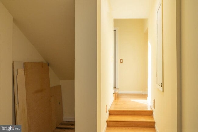 Building Photo - 1611 Avenue B