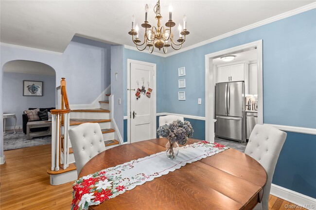 Building Photo - 55 Robbins Ave