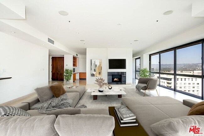 Building Photo - 10750 Wilshire Blvd