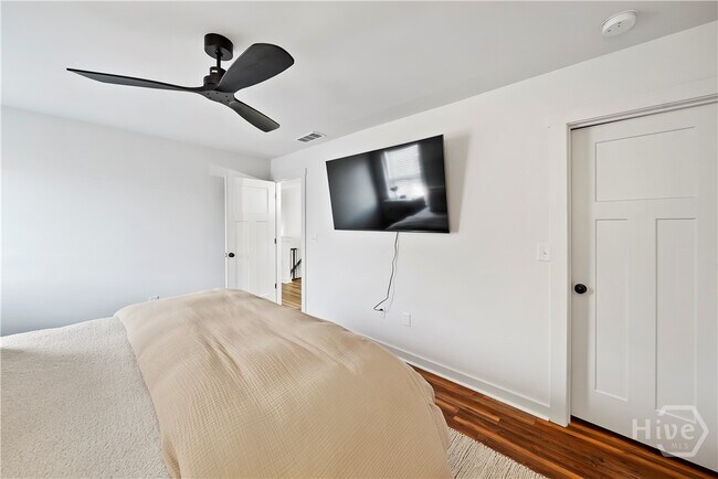 Building Photo - 1060 Cobblestone Ln