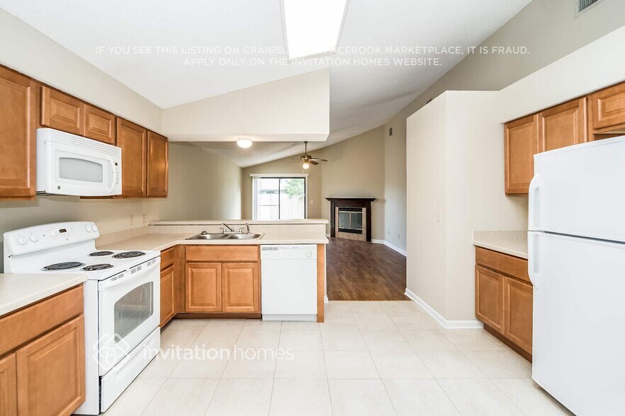 Building Photo - 409 Filmore Dr