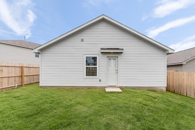 Building Photo - 10507 Bending Dr