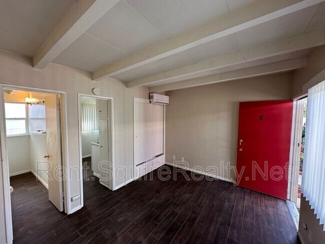 Building Photo - 1015 N Azusa Ave