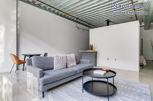 Building Photo - 23 Sidney St