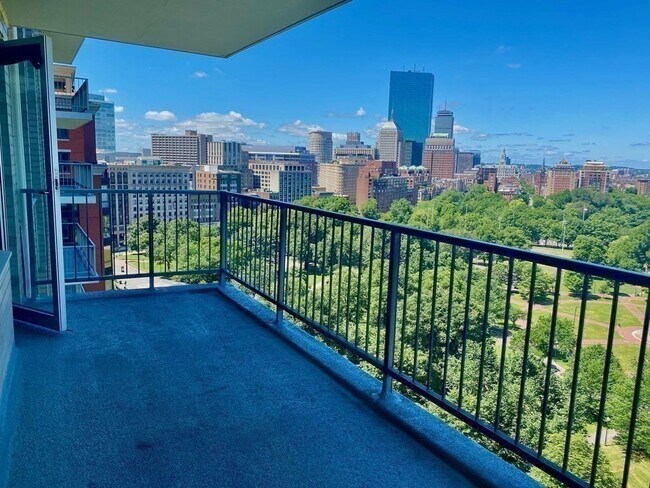 Building Photo - 151 Tremont St