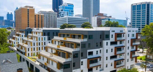 Primary Photo - NEW BUILD DELUXE CONDO IN WEST MIDTOWN ATL...