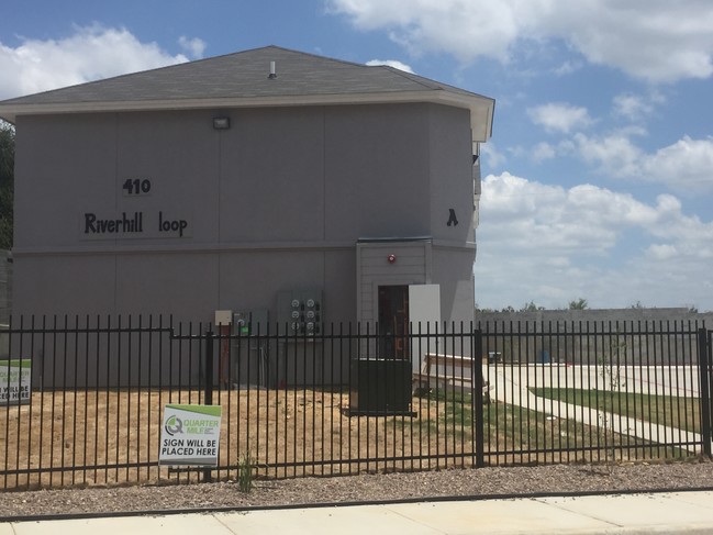 Building Photo - The Apartments at Riverhill