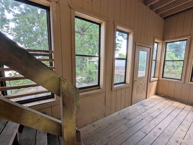 Building Photo - 2600 S Compton Ave