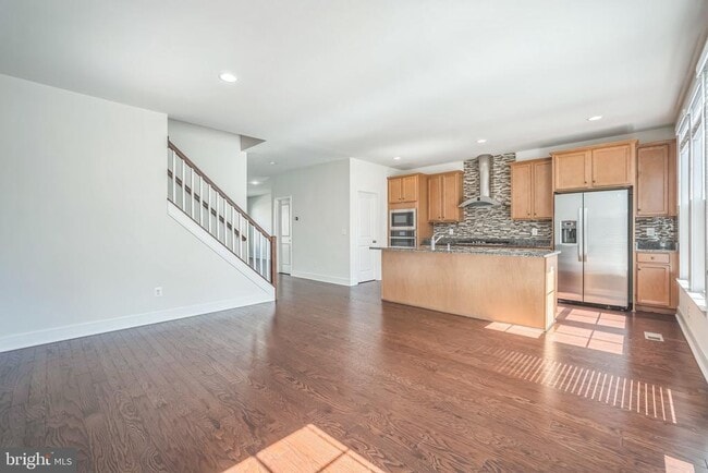 Building Photo - 25443 Hartland Orch Ter