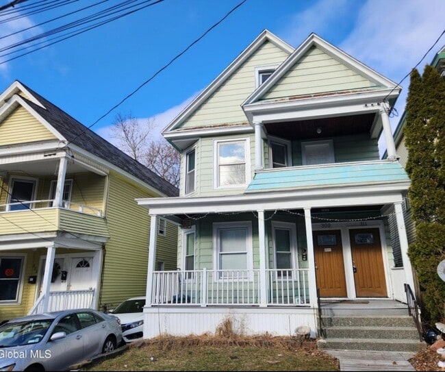 Building Photo - 311 Division St