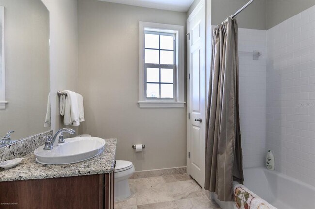 Building Photo - 8581 Amberjack Cir