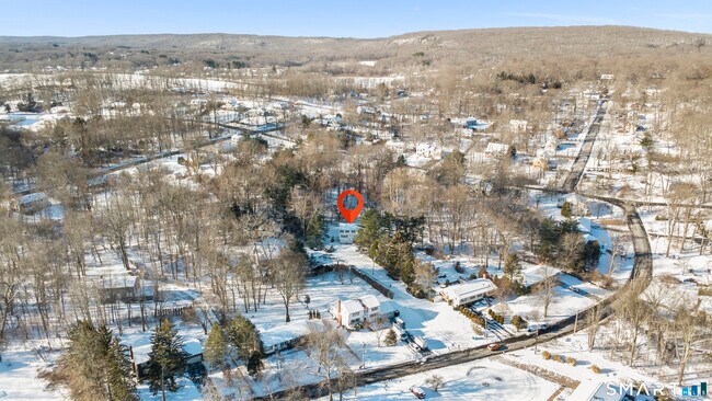 Building Photo - 52 Laura Rd