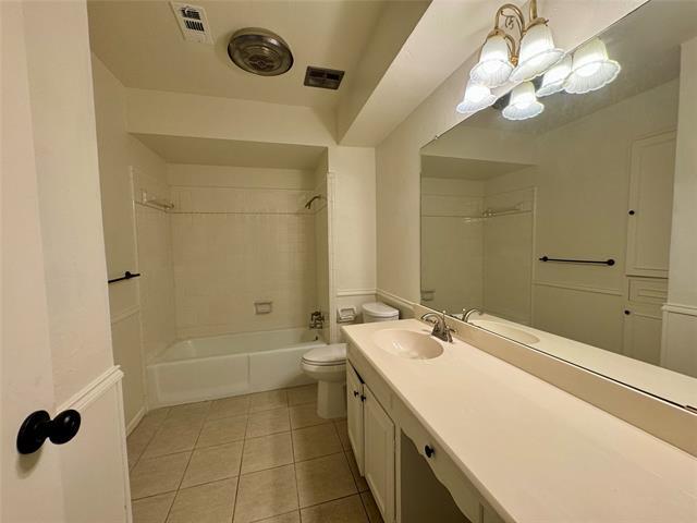 Building Photo - 7511 La Avenida Dr