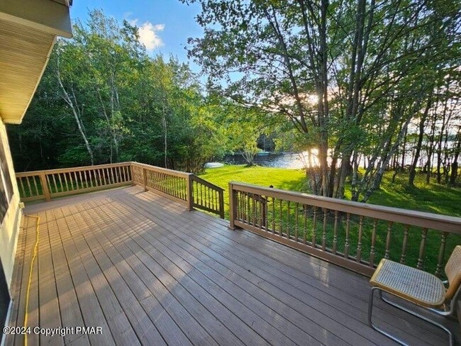 Building Photo - 4153 Sylvan Ln