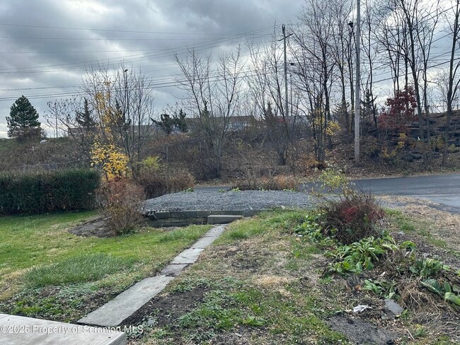 Building Photo - 1264 S 6th Ave