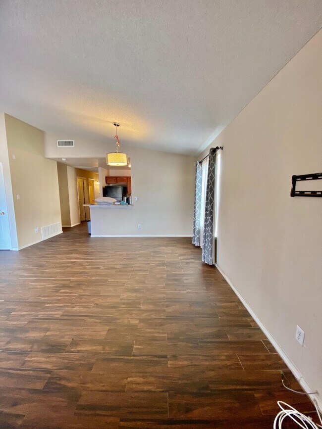 Building Photo - 14214 Lasso Rock Dr