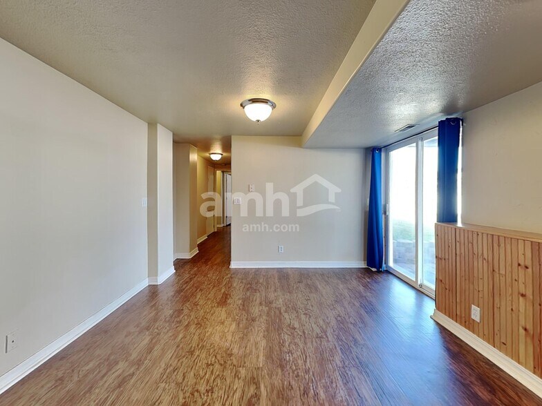 Building Photo - 3926 W 4650 S