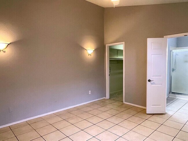 Building Photo - 604 Territory Cove