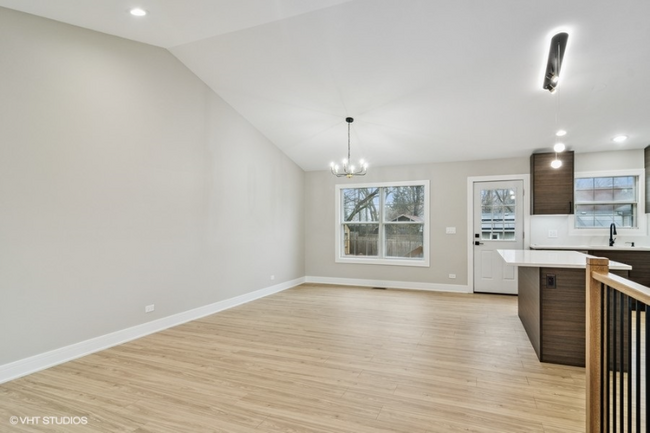 Building Photo - 23726 N Overhill Dr