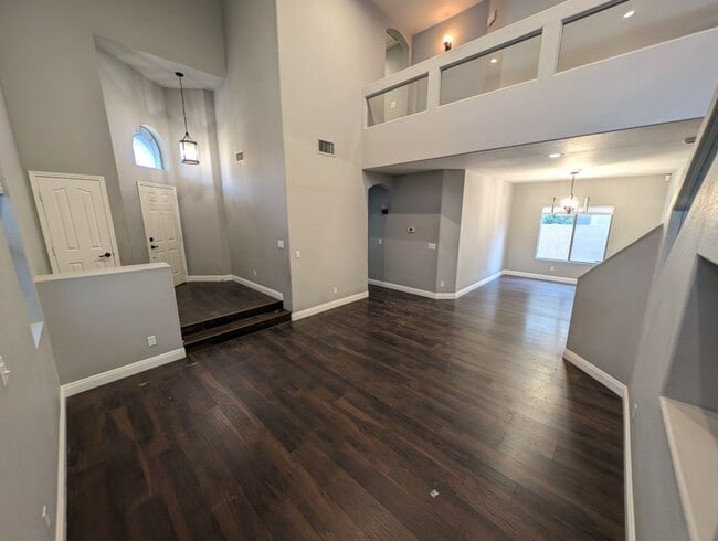 Building Photo - 10465 Warwick Falls Ct