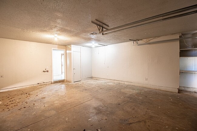Building Photo - Great 3 Bed 2 Bath in OKC!