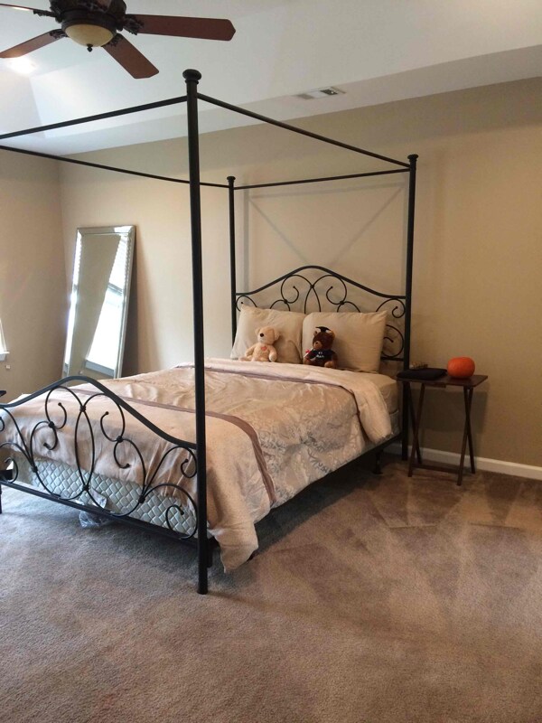 Building Photo - 1416 Beech Hollow Ct