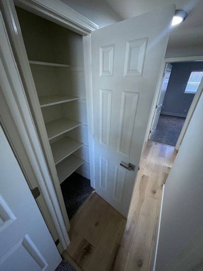 Building Photo - Modern Comfort Meets Stylish Living in This Updated Sparks Home!