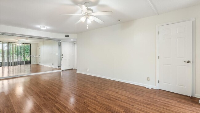 Building Photo - 5801 Riverside Dr