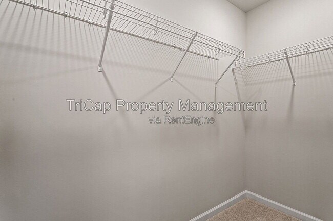 Building Photo - 1713 Chirping Trl