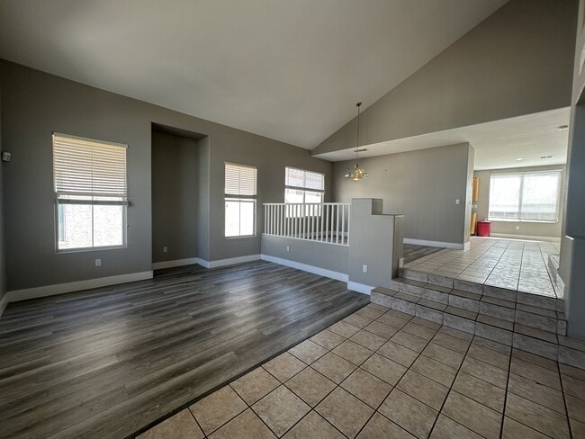 Building Photo - 293 Sea Rim Ave