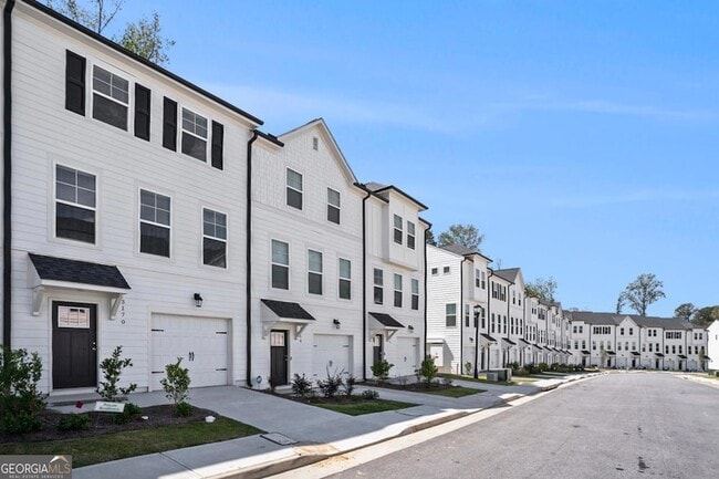 Building Photo - 3170 Washburn St SE