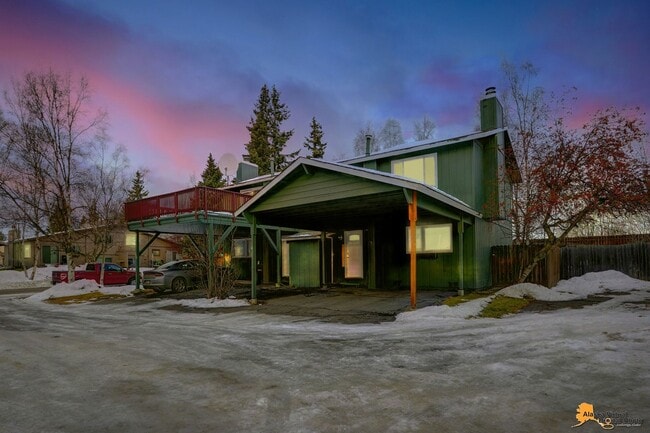 Building Photo - South Anchorage Townhouse for Rent