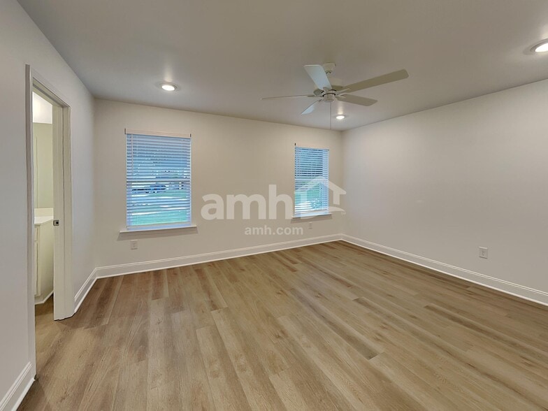 Building Photo - 1578 Aquamarine Dr