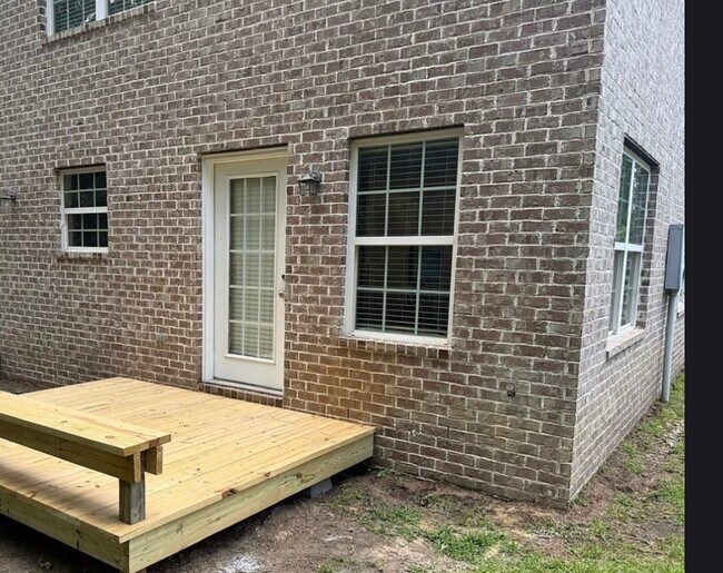 Building Photo - 338 Langston Chapel Rd