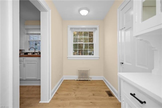 Building Photo - 2800 Chesterfield Blvd